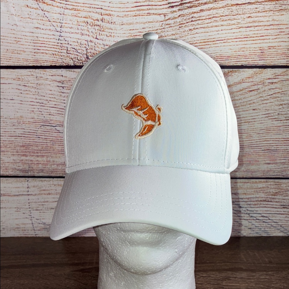 Pre Owned Pukka Boot Ranch Golf Course L/XL Fitted White Cap
